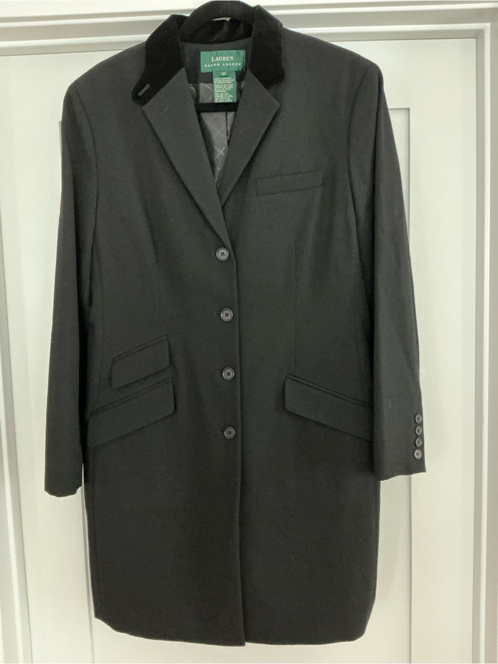 Lauren Ralph Lauren Black Wool Blend Long Blazer with velvet collar Size 12